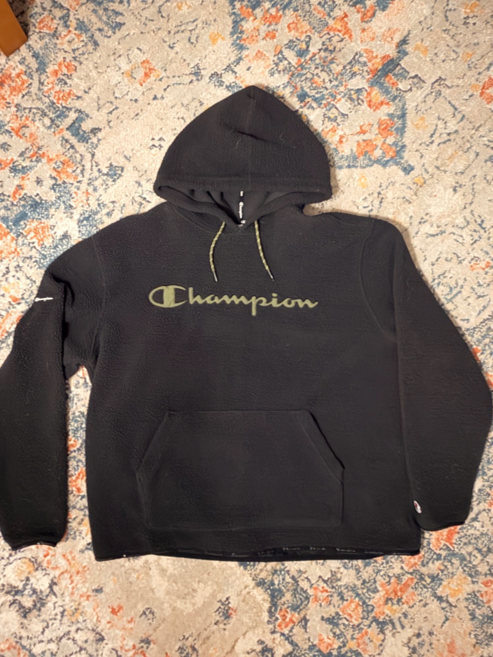 Champion Sherpa Fleece Hoodie – Men’s Large – Black/Olive Logo